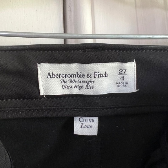 NWT Abercrombie Curve Love Ultra High Rise 90s Straight Jeans Leather 27 4 R - Picture 4 of 7